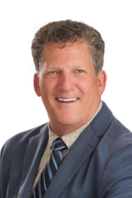 2027_Board_Photos/260617_Real_Estate_Institute_of_BC38608.jpg